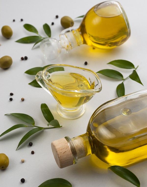 Olive oil (OLEA EUROPAEA FRUIT OIL)