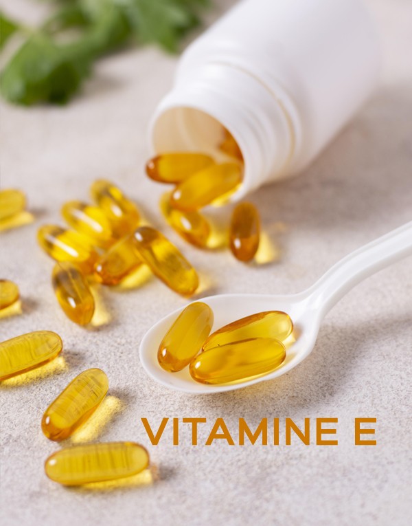 Vitamin E (TOCOPHERYL ACETATE)